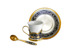 Серебряный кофейный набор с позолотой и черневым декором «Хмель»